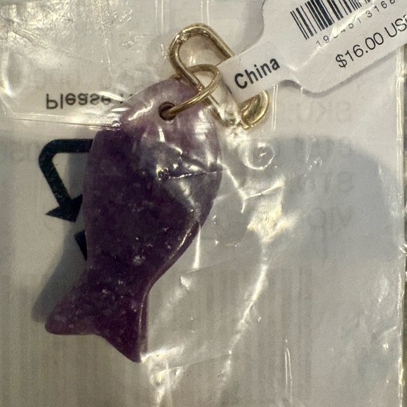 Free People Violet Stone fish charm *NEW* - Picture 4 of 4